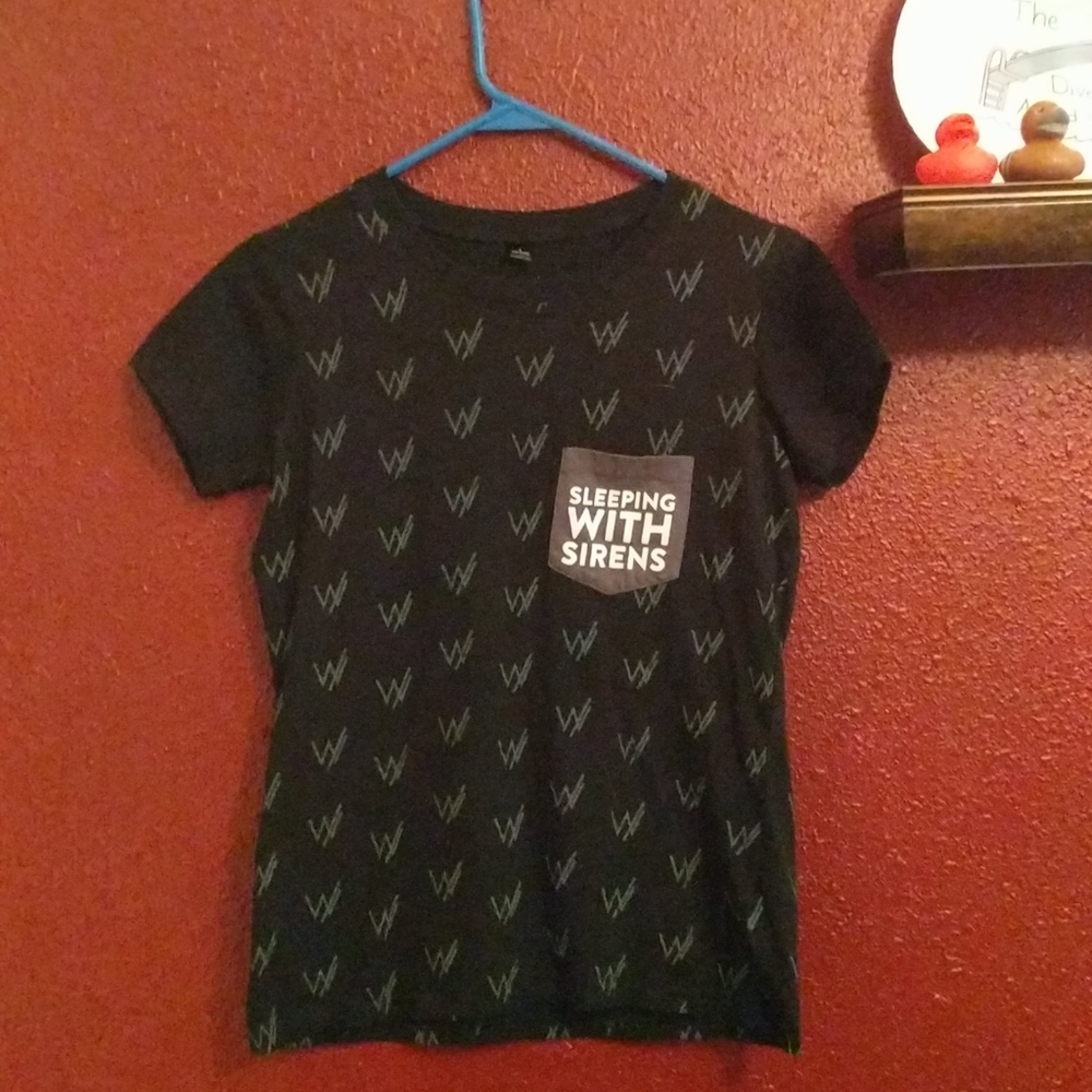 Sleeping with sirens t shirt